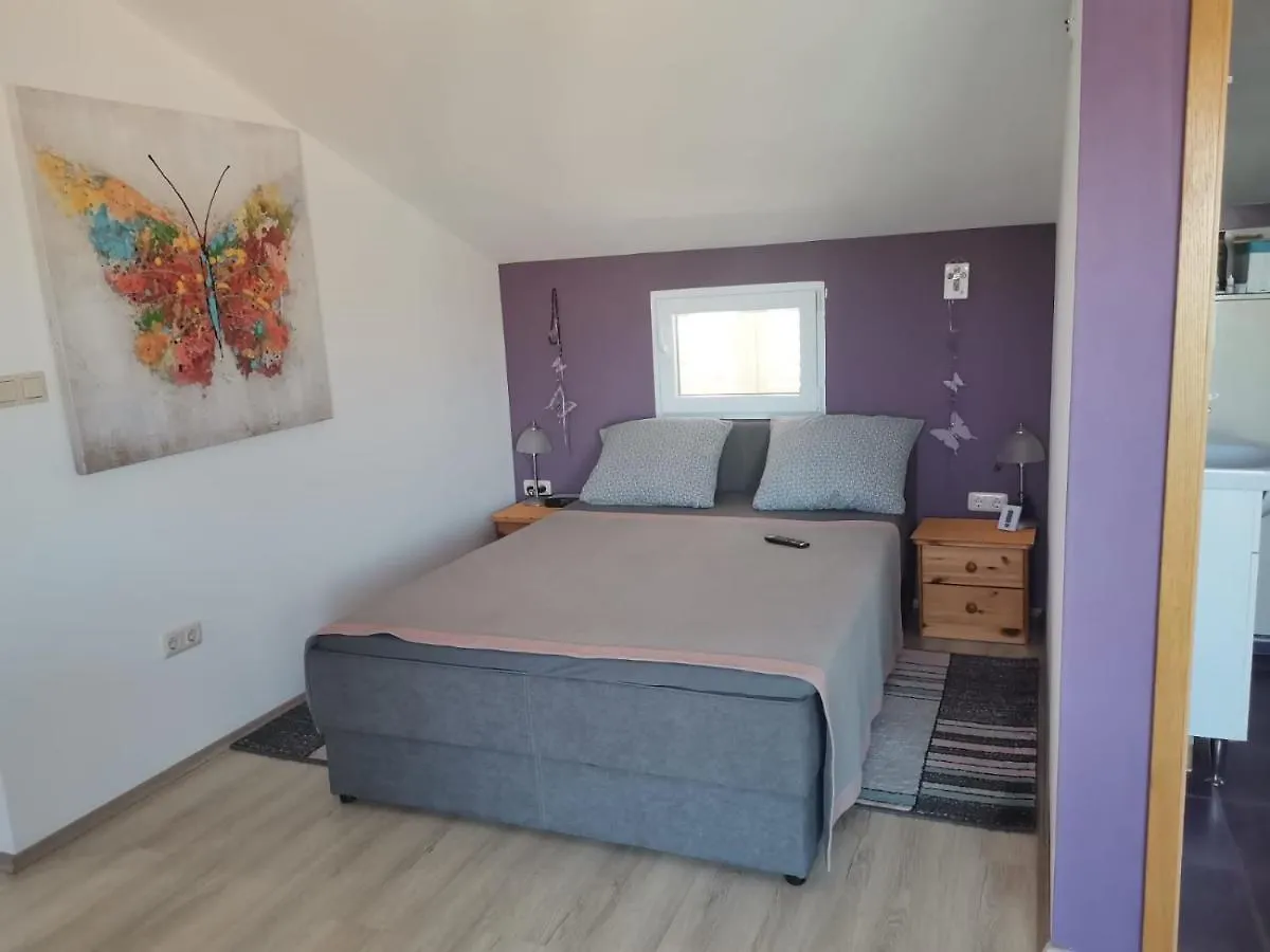 Blue View Apartments 0*, Trogir