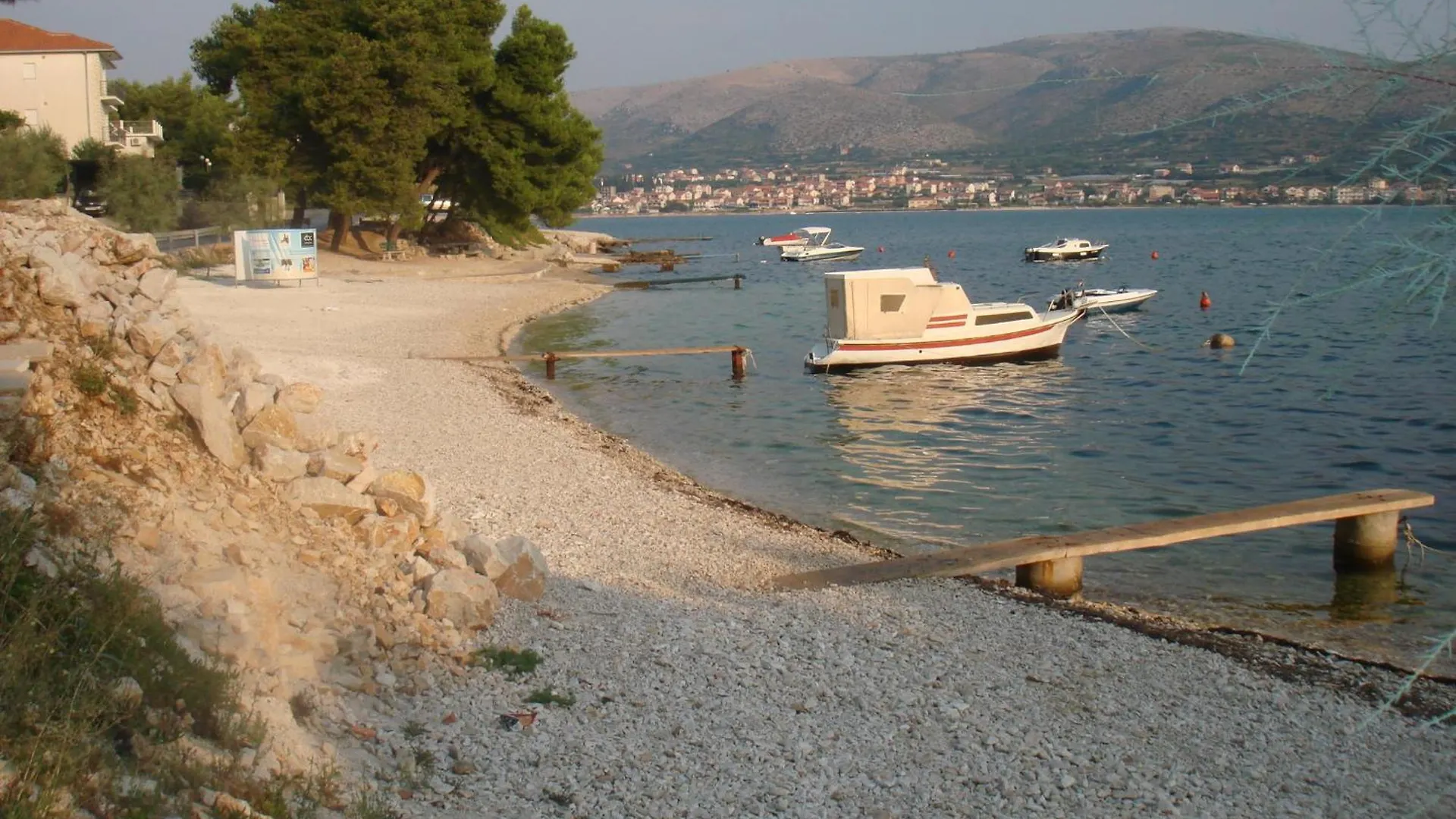 Blue View Apartments 0*, Trogir Croatia