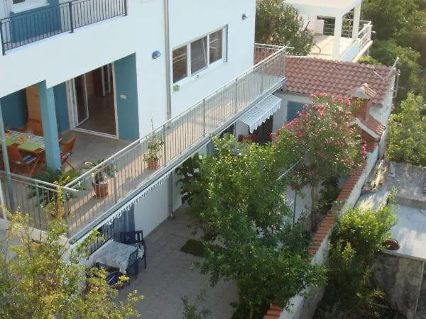 Blue View Apartments