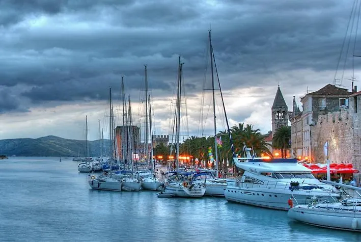 Blue View Apartments Trogir